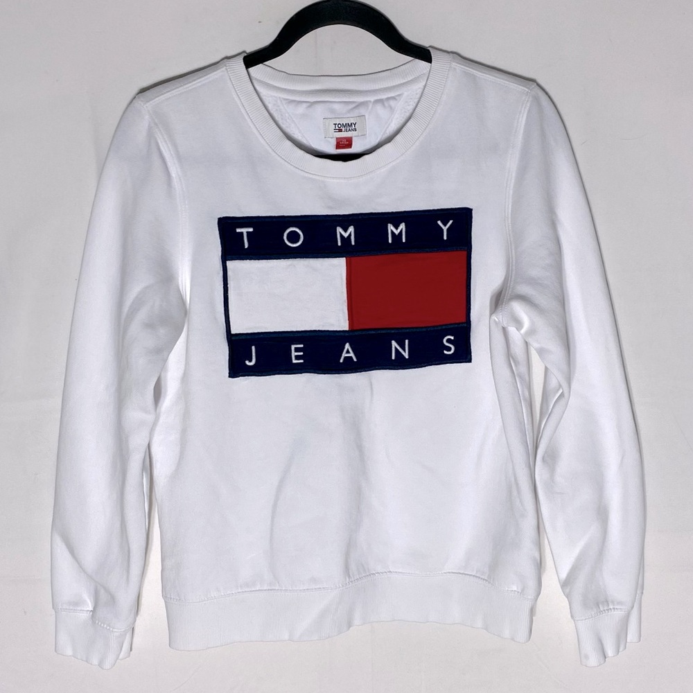 Vintage Y2K Tommy Hilfiger Tommy Jeans White Crew Neck Big Flag Logo Sweatshirt